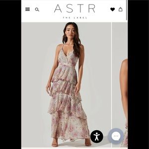 New XS Rosana floral tiered ruffle maxi by Astr the label